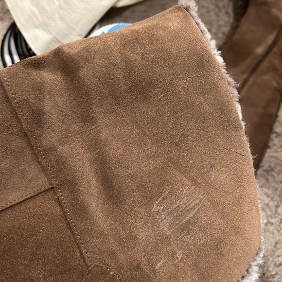 BCBGeneration Suede wedge boots faux fur 8.5 - Picture 3 of 4